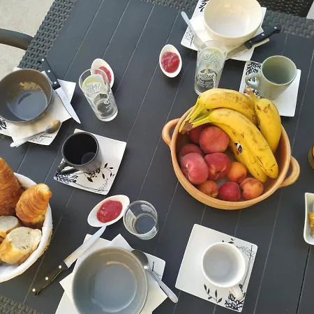 Bed & Breakfast D'hotes De Lamy