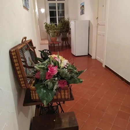 לינה וארוחת בוקר D'hotes De Lamy